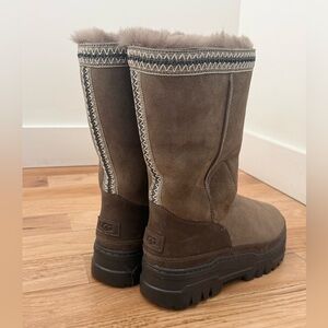 Ugg Classic Tall Trailgazer Women’s US 9